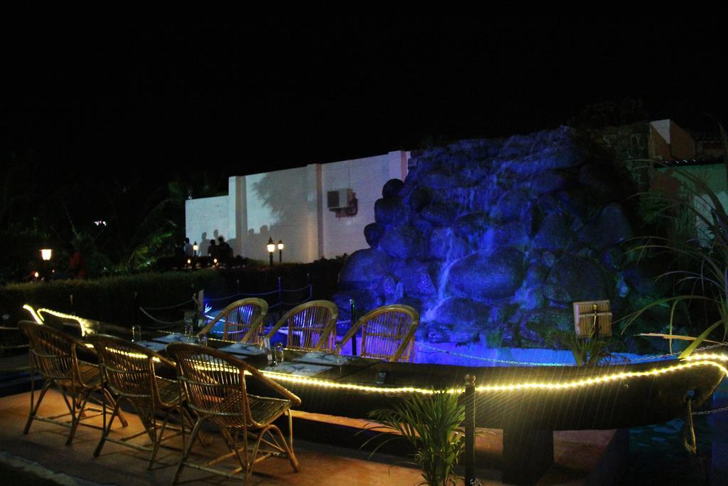 By The Way Hotel Mysore Bagian luar foto